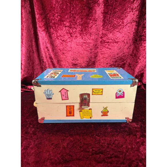 Vintage Toy Box - Metal Doll Suitcase with Dynamite Stickers - 1970s Storage - Picture 1 of 9